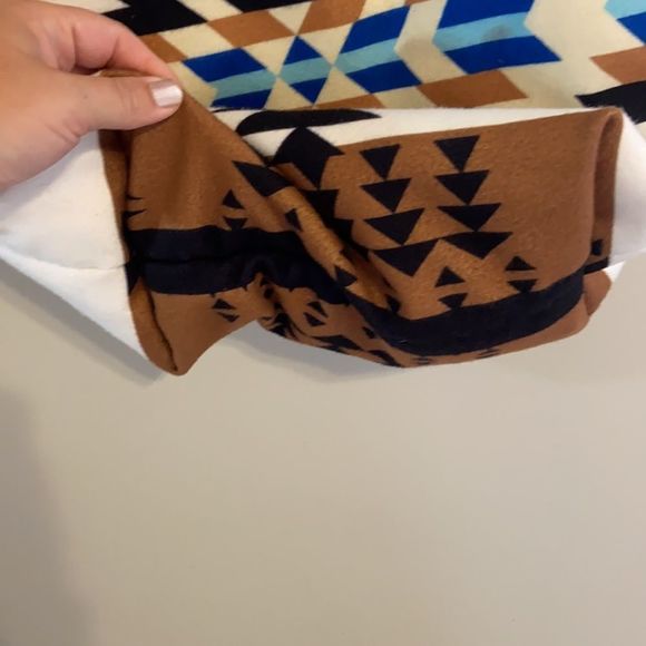 Aztec Tan & Cream Shoulder Bag - Picture 4 of 8